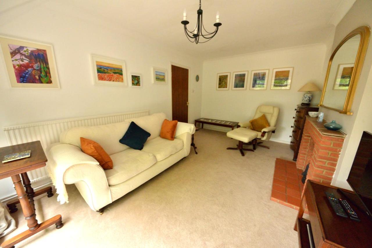 Cosy House, A Train Spotter'S Delight! Villa New Alresford Eksteriør billede